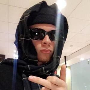 Meet your Posher, Lucas